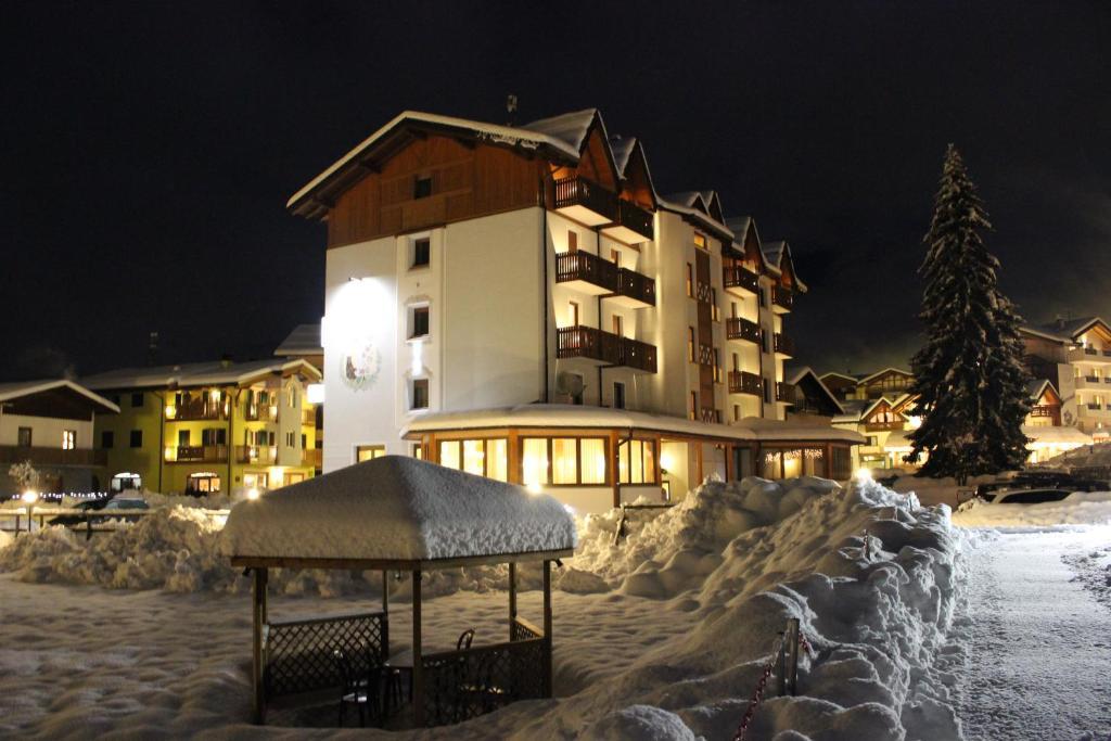 Hotel Rosa Alpina Andalo Εξωτερικό φωτογραφία